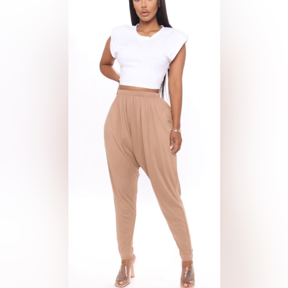 NWOT FN DROP IT LIKE ITS HOT SLOUCHY PANTS